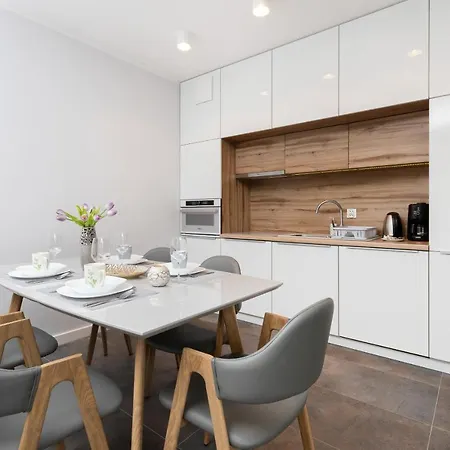 Apartments Marina Gdansk By Renters Prestige Apartment Danzig